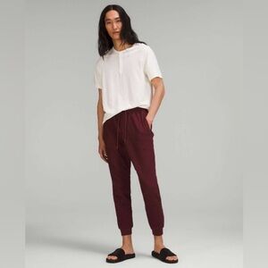 Lululemon | At Ease Jogger Red Merlot Size Medium